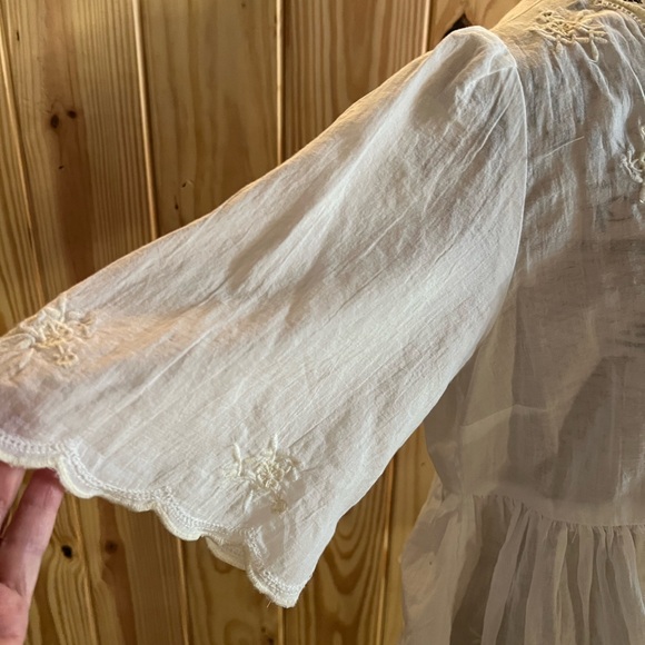 🌸🦅🤍American Eagle Outfitters White Lace-Up Blouse🤍🦅🌸 - Picture 5 of 11